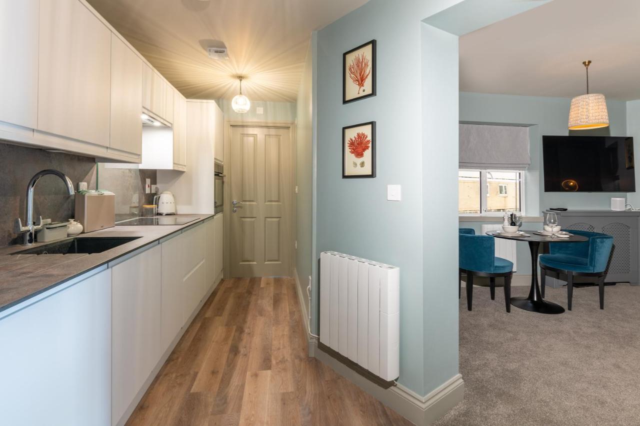 Large Stylish Studio In The Heart Of The City Bath Kültér fotó